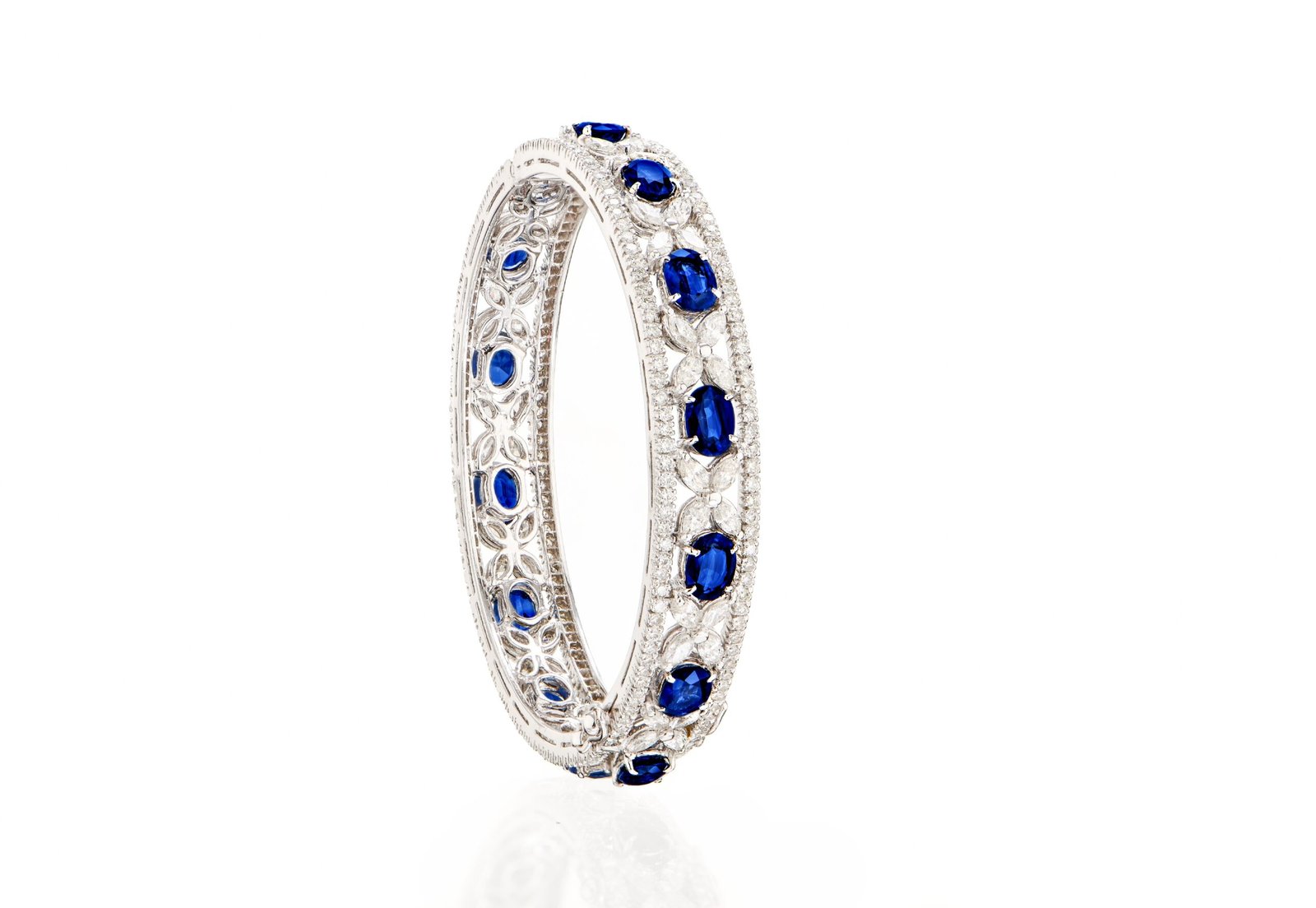 Ceylon blue sapphire bangle - Kanjimull