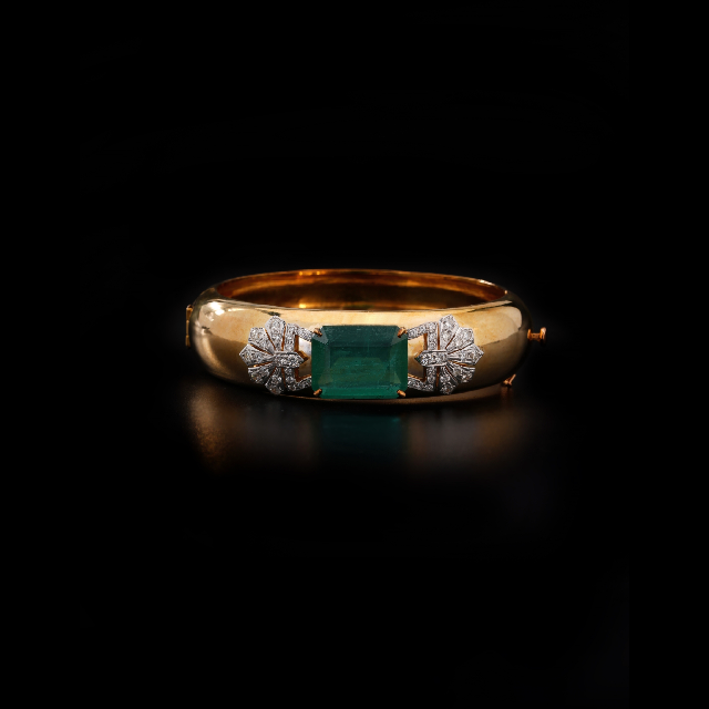 Bangle of Emerald and Diamonds
